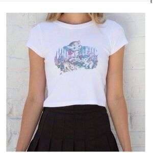 Brandy Melville - Ashlyn Kitten Tee